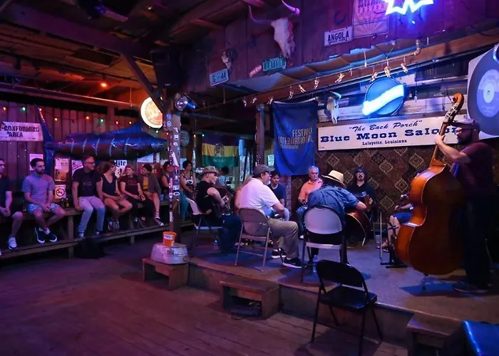 Blue Moon Lafayette