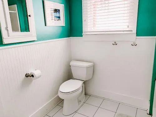 Blue Moon Hostel